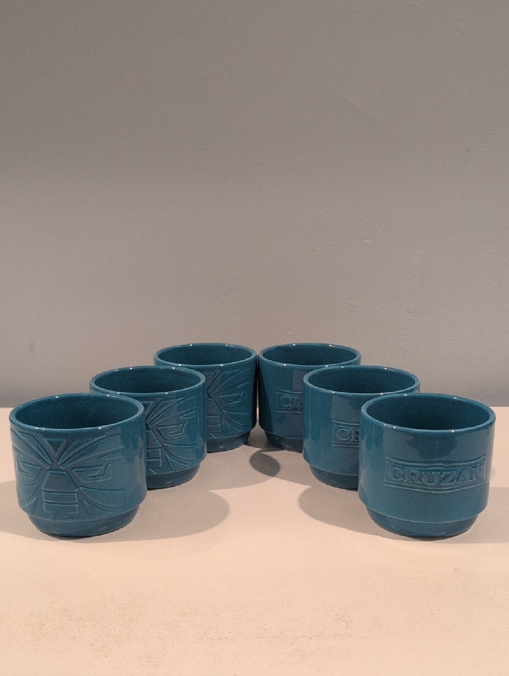 Set Of Six Ceramic Cruzan Rum Stackable Turquoise Tiki 10 Ounce Mugs - Picture 11 of 16